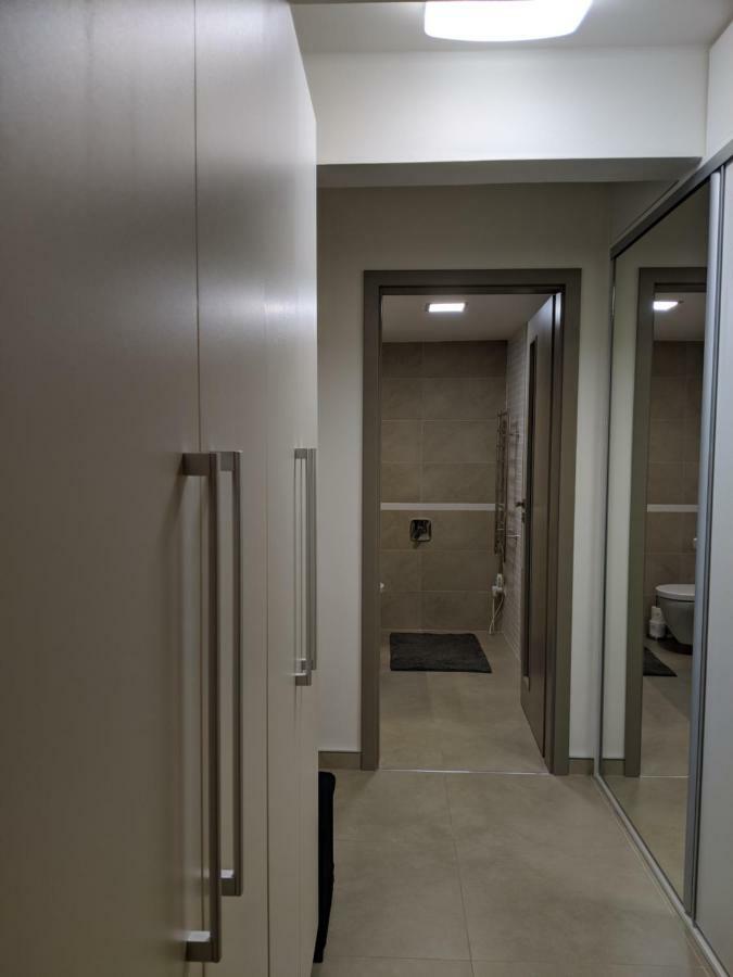 Ap10 - Apartments 4U Brezinova "Overnight Simply" Hradec Králové エクステリア 写真